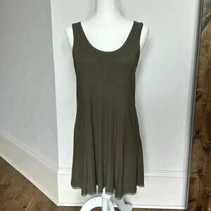 Takara dress olive green size small